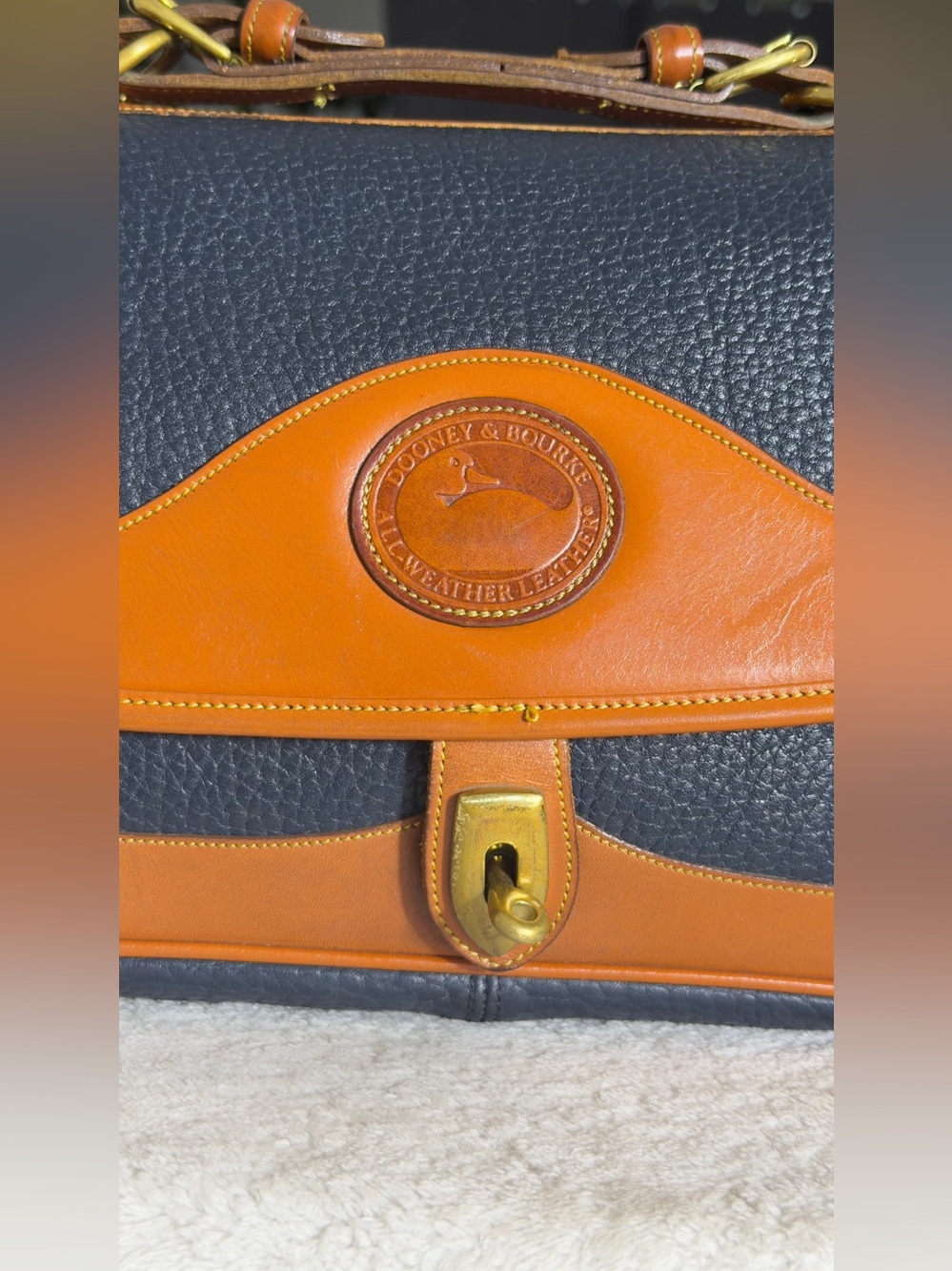 Vintage Dooney & Bourke AWL Cavalry Crossbody Shoulder Satchel Bag Navy Tan USA - Picture 7 of 16